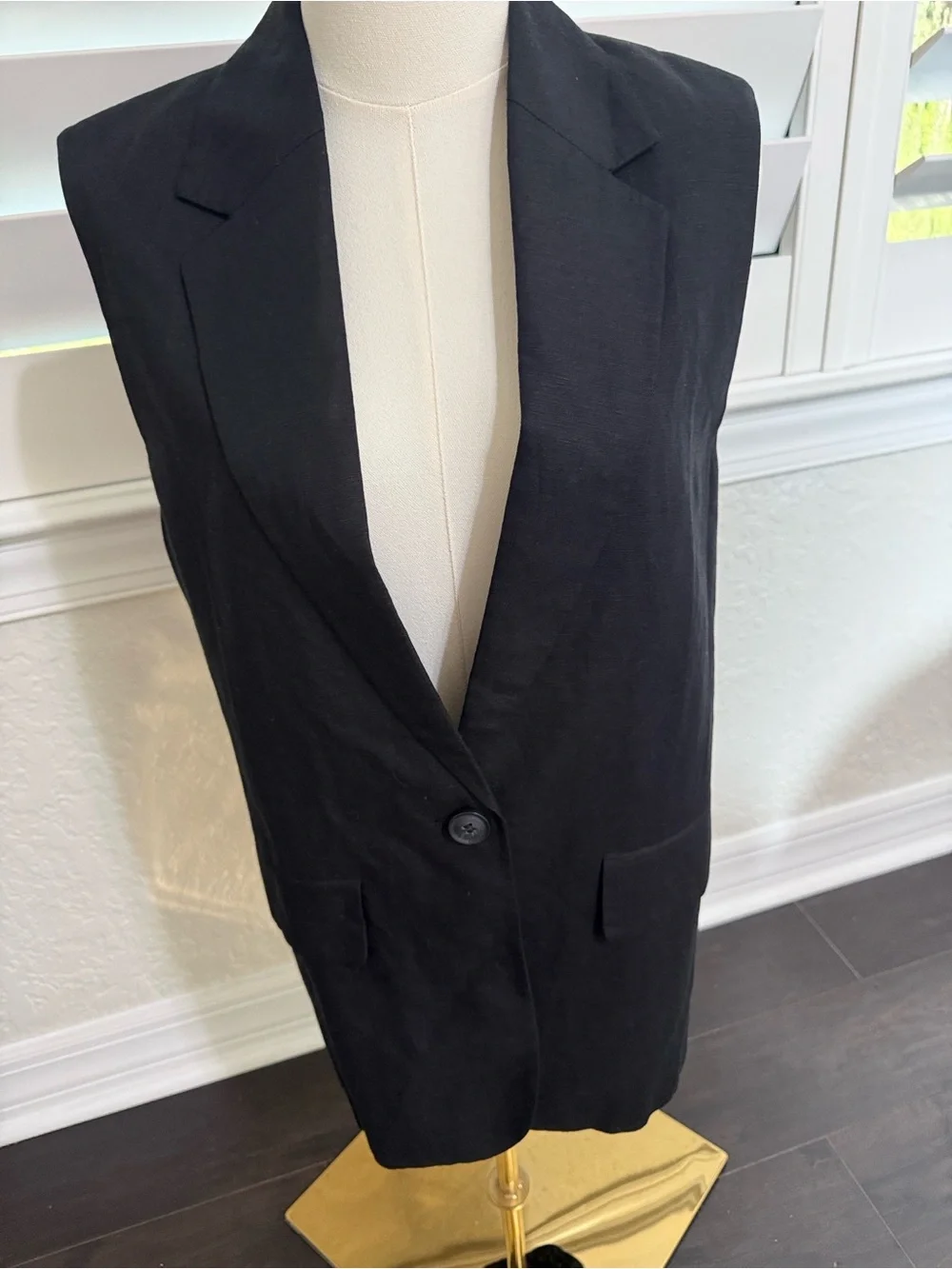 Sleeveless Linen Oversized Black Tailored Vest for Women